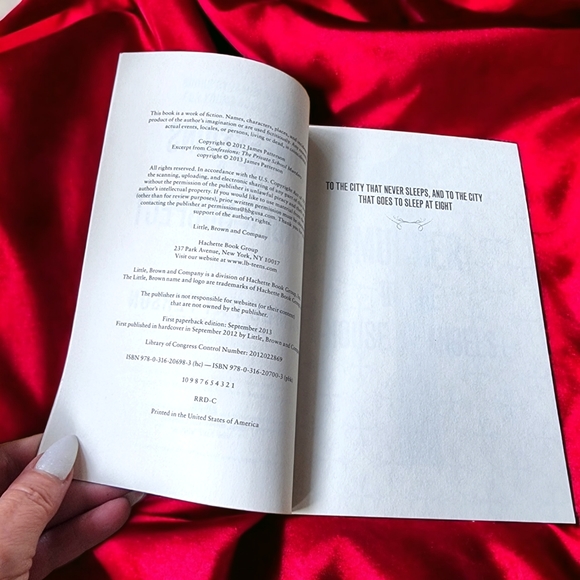 ๐3/$30 Sale!Mix & Match๐ Confessions of a Murder Suspect Softcover Book - Picture 3 of 3